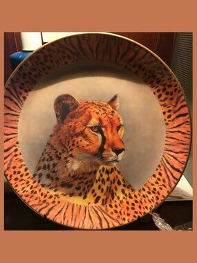 9 inch leopard plate with stand